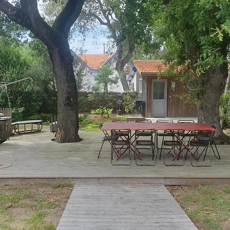 Maison Soulacaise Renovee Avec Jardin, A 300m De La Plage, 5 Chambres, 11 Pers., Equipements Modernes - Fr-1-648-154 Holiday home