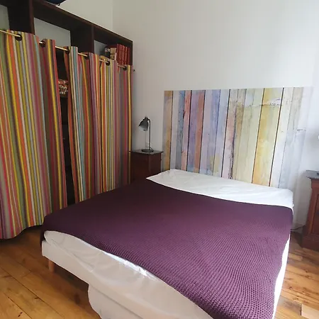 Dom wakacyjny Maison Soulacaise Renovee Avec Jardin, A 300m De La Plage, 5 Chambres, 11 Pers., Equipements Modernes - Fr-1-648-154 *